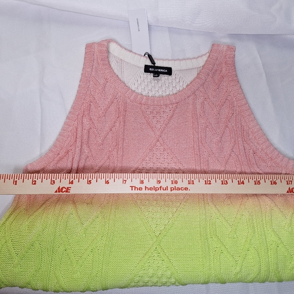 Granola girl, light academia, womens apple green and salmon pink vest. - Picture 3 of 9